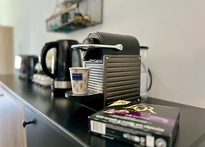 Jannah - Traversant & Centre Lejlighed *